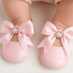 Elegant Pink Baby Shoes with Rhinestone Bow size 6M